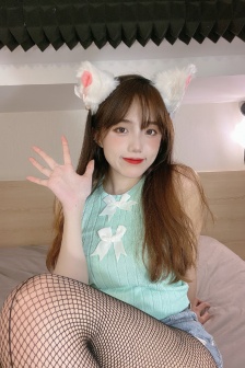 新任女教师剧场版详情介绍
